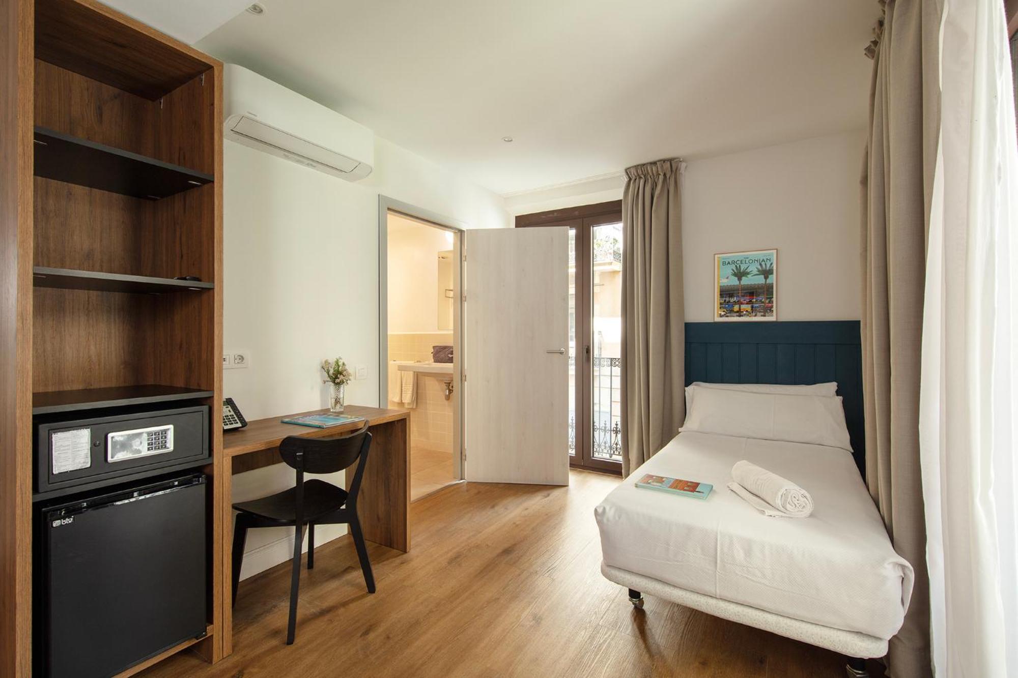 Guest house Som Nit Port Vell *